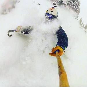 Meet your Posher, Max